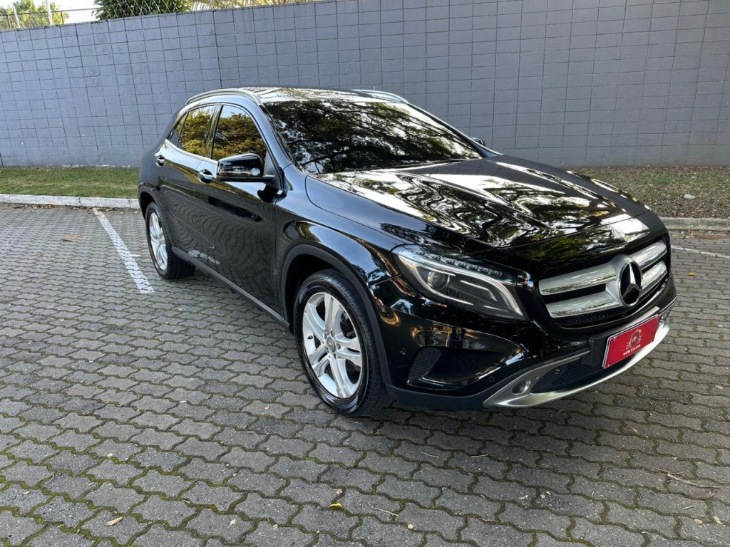 M.BENZ GLA200FF 2017