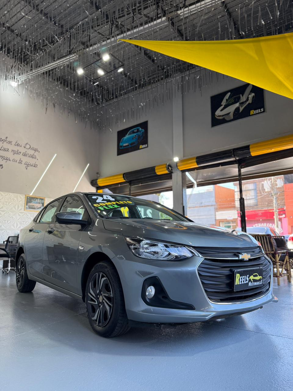 CHEVROLET ONIX PLUS 10MT LT2 2023
