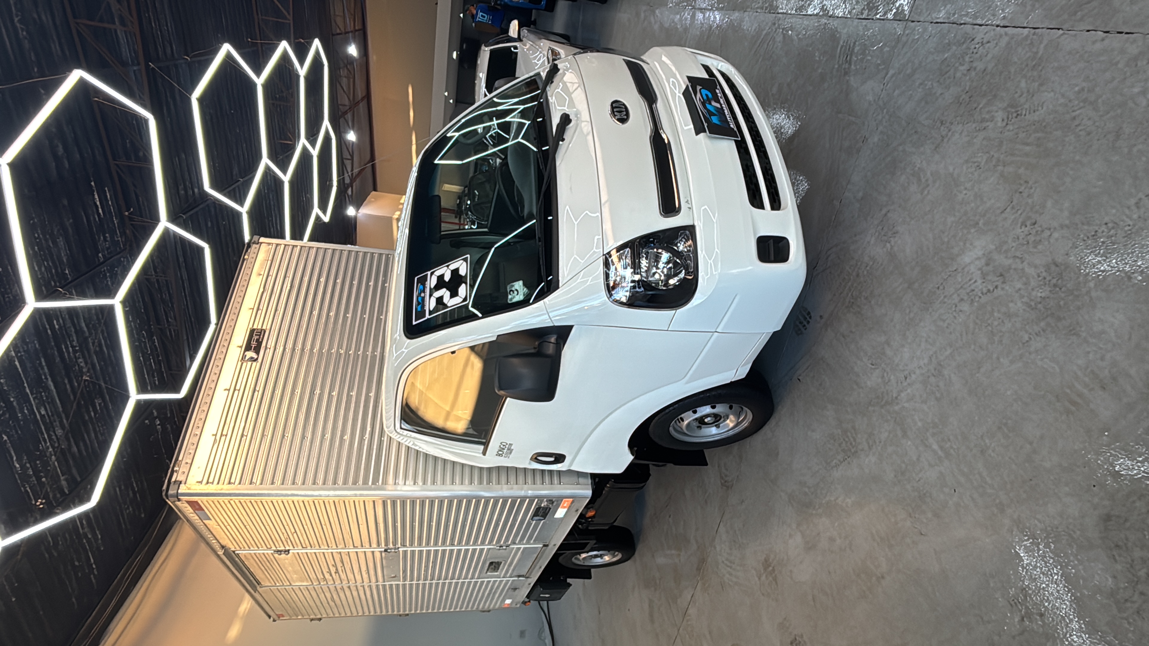 Kia Uk2500 Hd Sc 2023