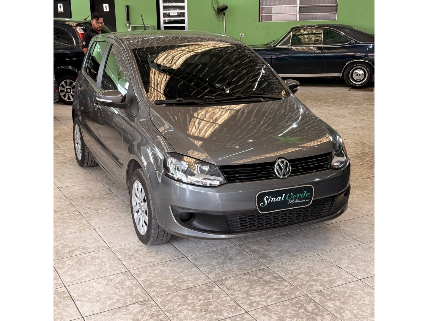 VOLKSWAGEN FOX 1.0 MI 8V FLEX 4P MANUAL 2013